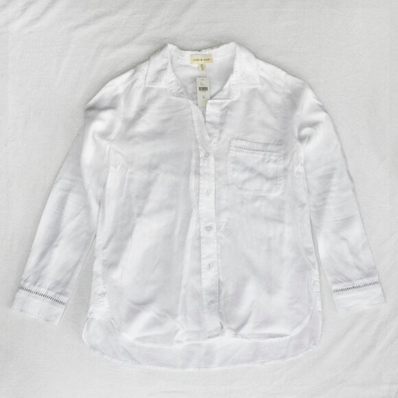 cloth & stone Tops - Anthropologie cloth & stone Button Down Collar Shirt - Lace Detail